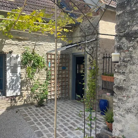 La Tonnelle Bed & Breakfast Chappes (Aube)